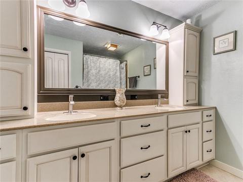 148 E Vail Dr, Yukon, OK 73099 photo 25