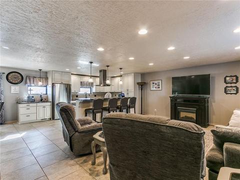 148 E Vail Dr, Yukon, OK 73099 photo 10