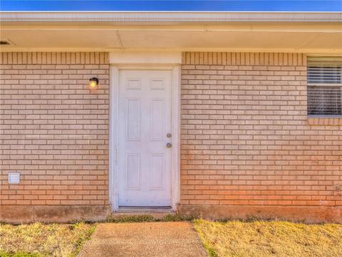 737 N Gale, Moore, OK 73160 photo 32
