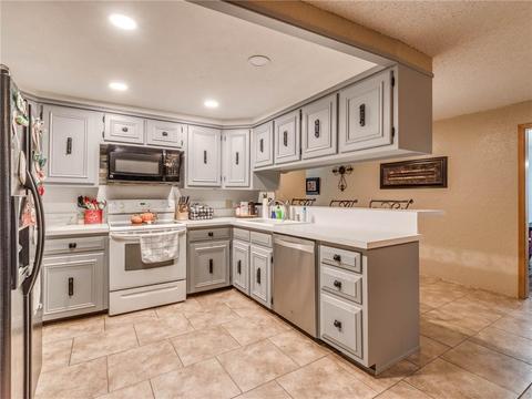 6505 W 9th St, Cushing, OK 74023 photo 8