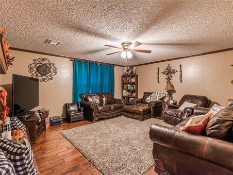 6505 W 9th St, Cushing, OK 74023 photo 4