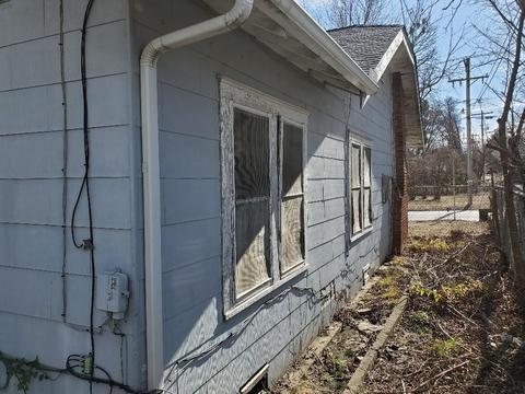 18 E Wallace St, Shawnee, OK 74801 photo 3