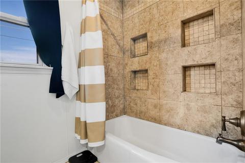 819 E Sycamore Ave, Altus, OK 73521 photo 16