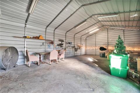 819 E Sycamore Ave, Altus, OK 73521 photo 25