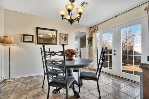 819 E Sycamore Ave, Altus, OK 73521 photo 9