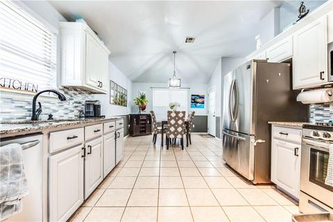 4100 Notting Hill Dr, Moore, OK 73160 photo 8