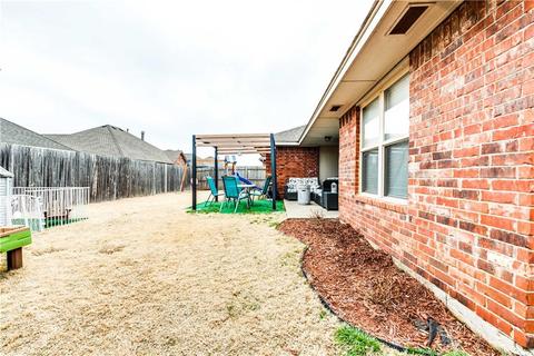 4100 Notting Hill Dr, Moore, OK 73160 photo 34