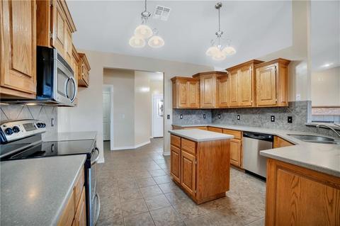 1817 White Tail Cir, Altus, OK 73521 photo 11