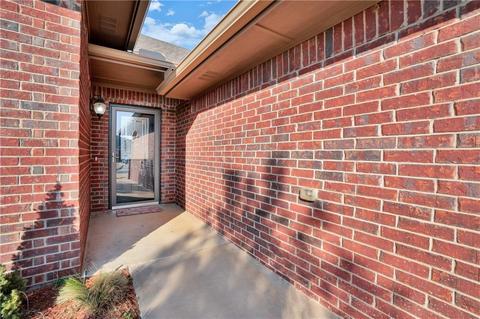 1817 White Tail Cir, Altus, OK 73521 photo 6