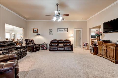 601 Colbert St, Tuttle, OK 73089 photo 7