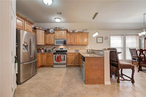 601 Colbert St, Tuttle, OK 73089 photo 10