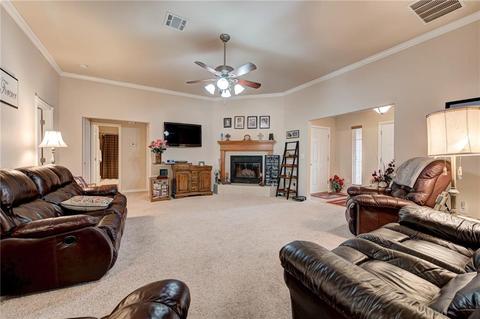 601 Colbert St, Tuttle, OK 73089 photo 9