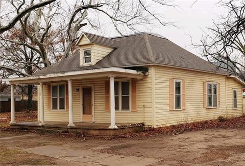 407 W Maple, Tuttle, OK 73089 photo 3