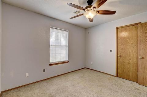 429 S Main St, Mcloud, OK 74851 photo 23
