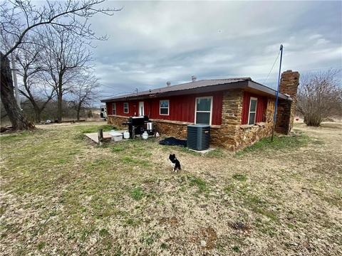 378071 E 1010 Rd, Okemah, OK 74859 photo 3