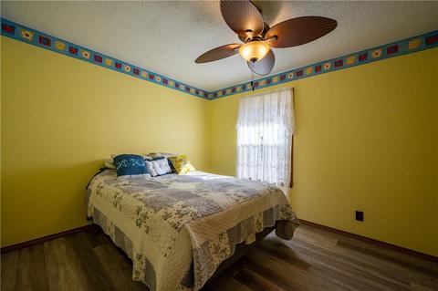 906 E Circle Dr, Broken Bow, OK 74728 photo 26