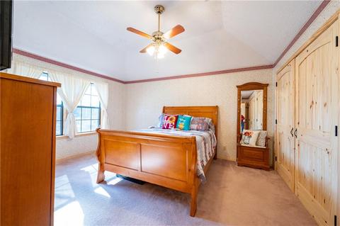 906 E Circle Dr, Broken Bow, OK 74728 photo 16