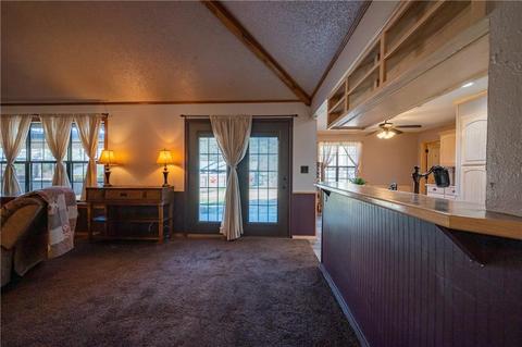906 E Circle Dr, Broken Bow, OK 74728 photo 7