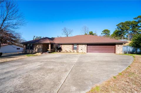906 E Circle Dr, Broken Bow, OK 74728 photo 3