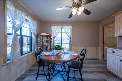 906 E Circle Dr, Broken Bow, OK 74728 photo 12