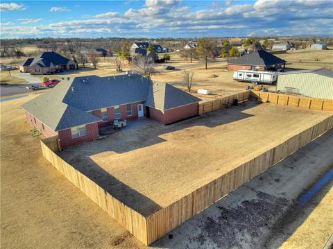 614 Juniper Ln, Tuttle, OK 73089 photo 2