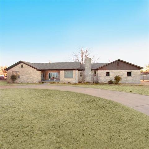 1502 W Modelle, Clinton, OK 73601 photo 2