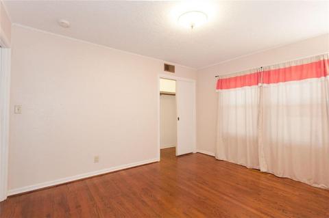 1502 W Modelle, Clinton, OK 73601 photo 14