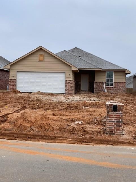 2401 Fallview Dr, Edmond, OK 73034 photo 1
