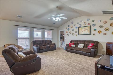 3103 White Tail Dr, Altus, OK 73521 photo 4