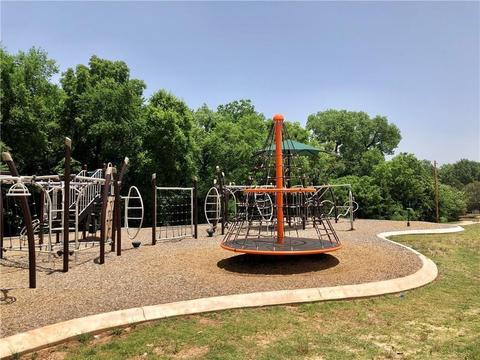 910 Riverrun Dr, Noble, OK 73068 photo 9