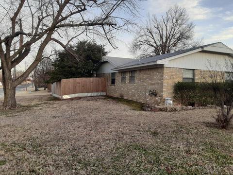 2 Apache, Shawnee, OK 74801 photo 2