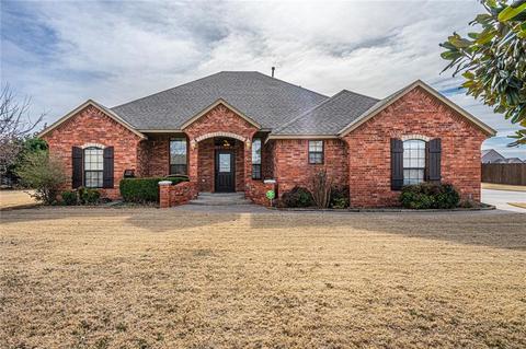 4604 Riverside Dr, Tuttle, OK 73089 photo 1