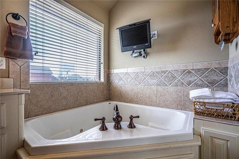 4604 Riverside Dr, Tuttle, OK 73089 photo 15