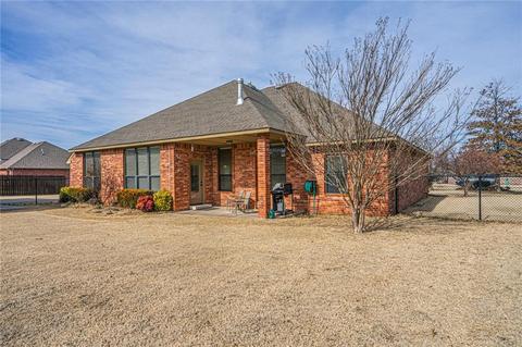 4604 Riverside Dr, Tuttle, OK 73089 photo 25