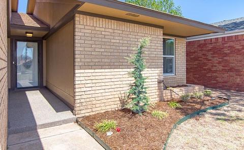 601 SE 34th St, Moore, OK 73160 photo 2