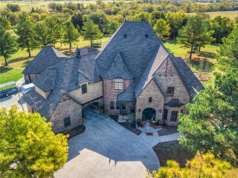 404 Jeffries Dr, Tuttle, OK 73089 photo 1