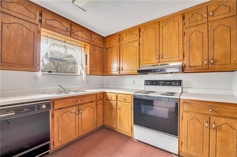 314 E Fourth St, Leedey, OK 73654 photo 5