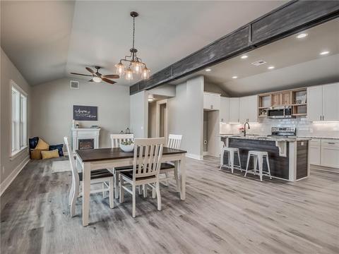 715 W Monroe, Crescent, OK 73028 photo 3