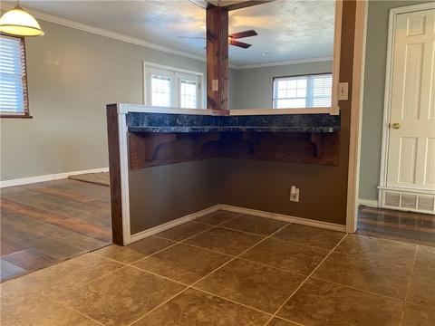 1214 E Independence St, Shawnee, OK 74804 photo 10