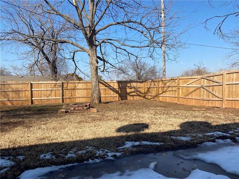 1214 E Independence St, Shawnee, OK 74804 photo 34