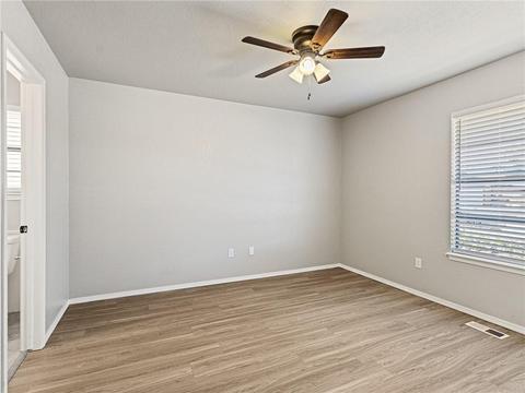 1313 Smoking Tree St, Moore, OK 73160 photo 19