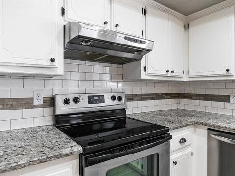 1313 Smoking Tree St, Moore, OK 73160 photo 12