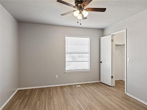 1313 Smoking Tree St, Moore, OK 73160 photo 21