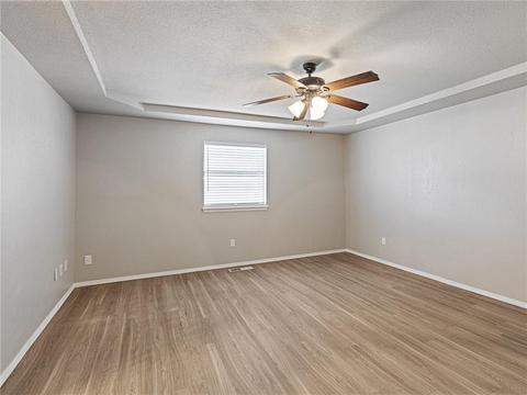 1313 Smoking Tree St, Moore, OK 73160 photo 13