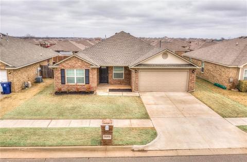 9604 Evie Dr, Moore, OK 73160 photo 2