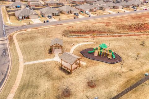 9604 Evie Dr, Moore, OK 73160 photo 29