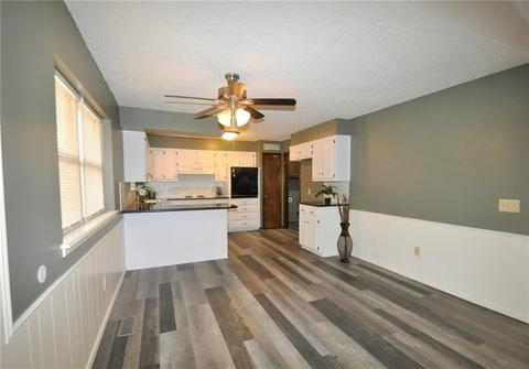 2113 Fox Ave, Moore, OK 73160 photo 13