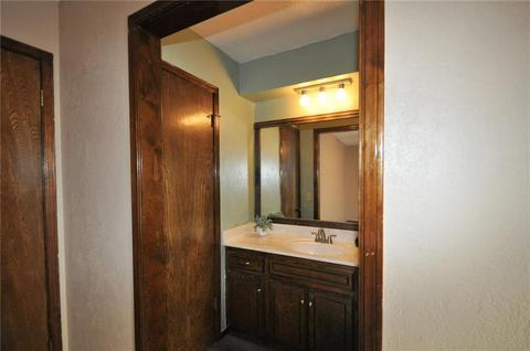 2113 Fox Ave, Moore, OK 73160 photo 23