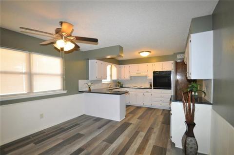 2113 Fox Ave, Moore, OK 73160 photo 12