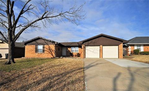 2113 Fox Ave, Moore, OK 73160 photo 1